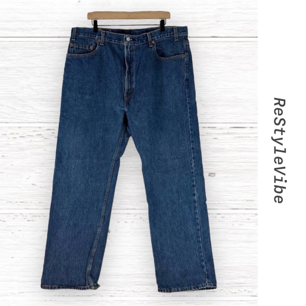 LEVI’S Men’s Size 42x30 Denim Jeans 505 Regular Fit Straight Leg Red Tab